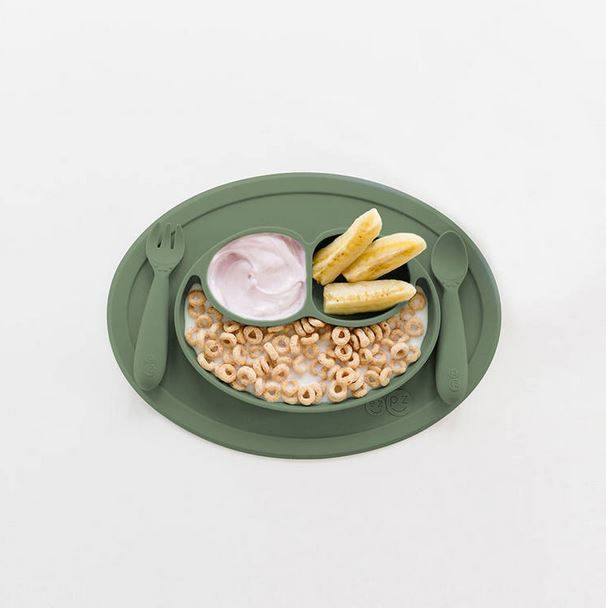 EZPZ The Mini Mat silikona neslīdošais šķīvis - tumši zaļš