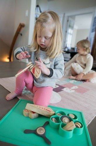 EZPZ The Play Mat paliktnis ēst gatavošanai un radošām izpausmēm- zaļš