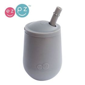 EZPZ Mini Cup+Straw Training System silikona krūzīte ar salmiņu tumši pelēka