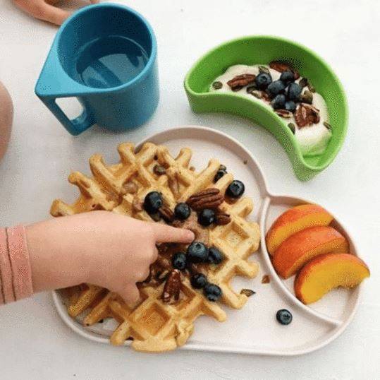 Bambusa komplekts bērna maltītei, Mākonītis zils/zaļš Bambusa komplekts bērna maltītei, Mākonītis zils/zaļš