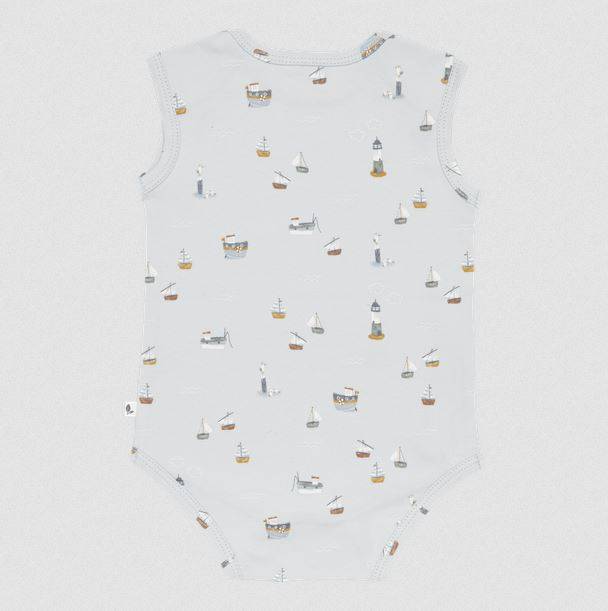 Little Dutch Bodysuit sleeveless Sailors Bay Blue bodijs bez piedurknēm gaiši zils 50/56 izm. Little Dutch Bodysuit sleeveless Sailors Bay Blue bodijs bez piedurknēm gaiši zils 50/56 izm.