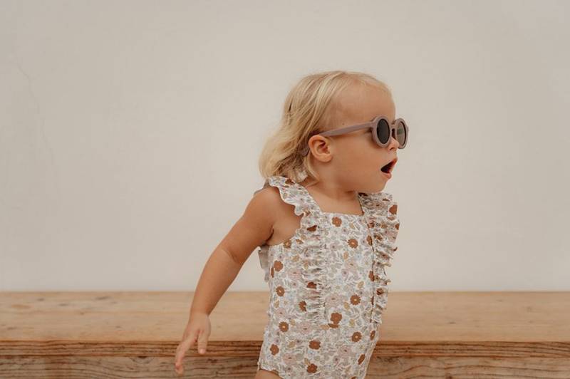 Little Dutch bathsuit volants Vintage Little Flowers peldkostīms 74/80 izm.