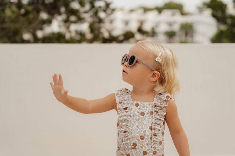 Little Dutch bathsuit volants Vintage Little Flowers peldkostīms 98/104 izm.