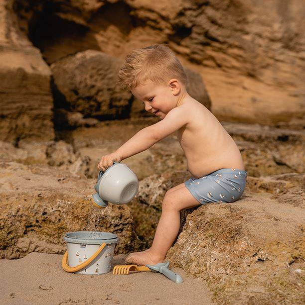 Little Dutch Swim pants Sailors Dark Bay Blue peldbikses tumši zilas 98/104 izm. Little Dutch Swim pants Sailors Dark Bay Blue peldbikses tumši zilas 98/104 izm.