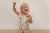Little Dutch bathsuit volants Vintage Little Flowers peldkostīms 86/92 izm.