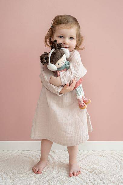 Cuddle Doll Christmas Jill 35 cm – Limited Edition mīkstā lellīte Ziemassvētku Džila Cuddle Doll Christmas Jill 35 cm – Limited Edition mīkstā lellīte Ziemassvētku Džila