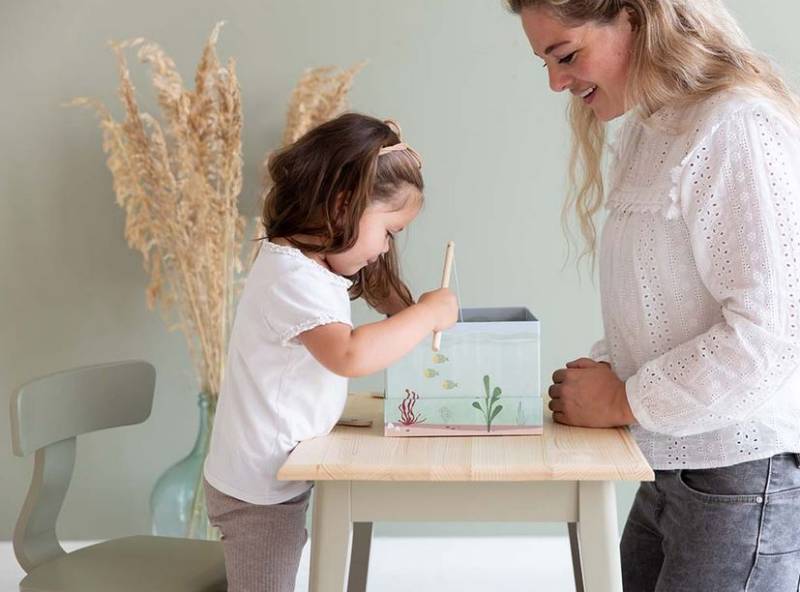 Little Dutch Fishing game makšķerēšanas spēle Little Dutch Fishing game makšķerēšanas spēle