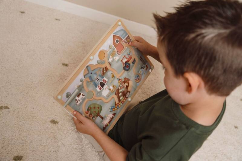 Little Dutch Magnetic Maze Little Farm magnētiskais labirints Little Dutch Magnetic Maze Little Farm magnētiskais labirints