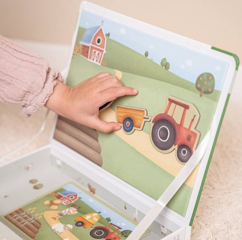 Little Dutch magnetic playboard Little Farm magnētiskā spēle