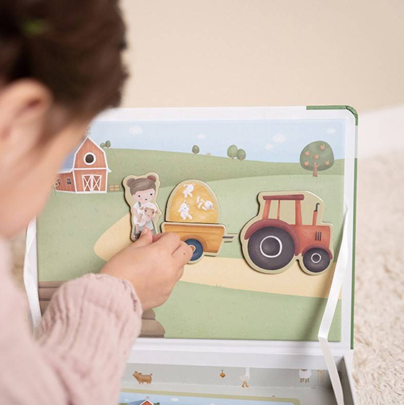 Little Dutch magnetic playboard Little Farm magnētiskā spēle