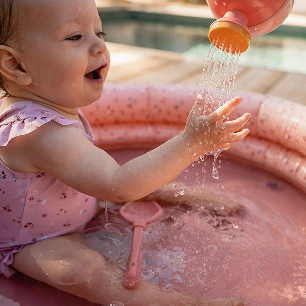 Little Dutch Beach Set Flowers & Butterflies smilšu rotaļlietas rozā Little Dutch Beach Set Flowers & Butterflies smilšu rotaļlietas rozā