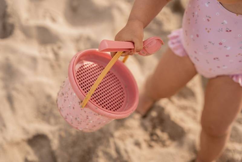 Little Dutch Beach Set Flowers & Butterflies smilšu rotaļlietas rozā Little Dutch Beach Set Flowers & Butterflies smilšu rotaļlietas rozā