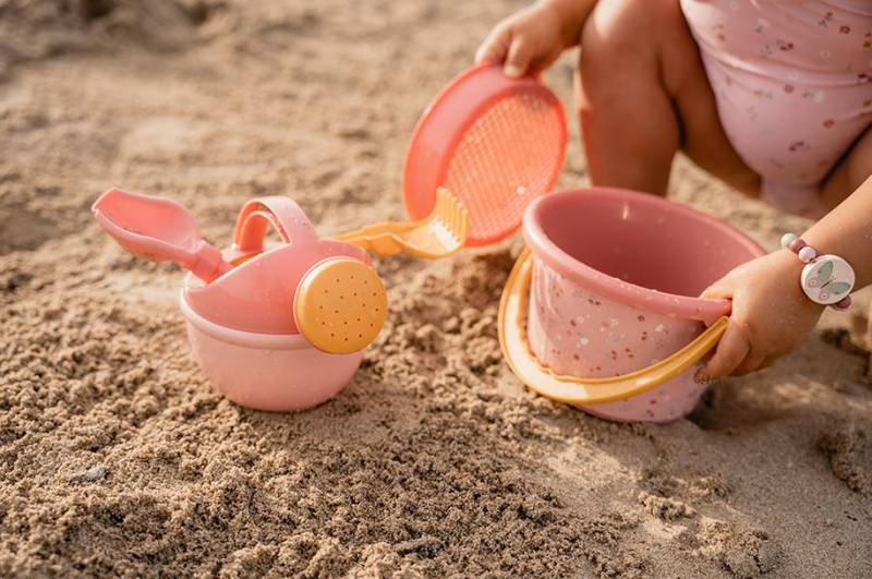 Little Dutch Beach Set Flowers & Butterflies smilšu rotaļlietas rozā Little Dutch Beach Set Flowers & Butterflies smilšu rotaļlietas rozā