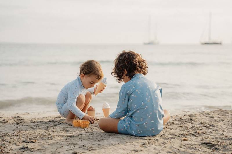 Little Dutch beach set ´Ice Cream – Vintage´ 14-piece smilšu rotaļlietu komplekts Little Dutch beach set ´Ice Cream – Vintage´ 14-piece smilšu rotaļlietu komplekts