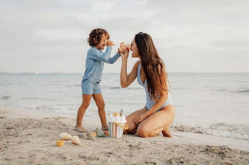 Little Dutch beach set ´Ice Cream – Vintage´ 14-piece smilšu rotaļlietu komplekts Little Dutch beach set ´Ice Cream – Vintage´ 14-piece smilšu rotaļlietu komplekts