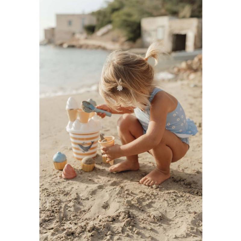 Little Dutch Ice cream beach set Ocean dreams blue smilšu rotaļlietu komplekts Little Dutch Ice cream beach set Ocean dreams blue smilšu rotaļlietu komplekts