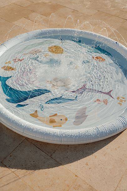Little Dutch sprinkler mat ´Sea Life´ ūdens rotaļu paklājiņš ar strūklaku Little Dutch sprinkler mat ´Sea Life´ ūdens rotaļu paklājiņš ar strūklaku