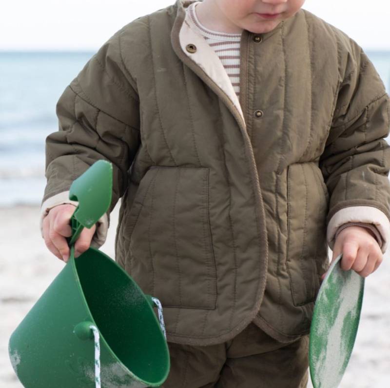 Scrunch bucket dark moss green silikona spainis Scrunch bucket dark moss green silikona spainis