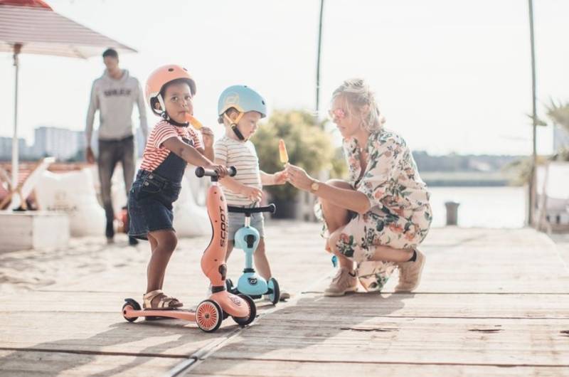Scoot and Ride Helmet XXS-S peach ķivere oranžā krāsā 45-51 cm. Scoot and Ride Helmet XXS-S peach ķivere oranžā krāsā 45-51 cm.