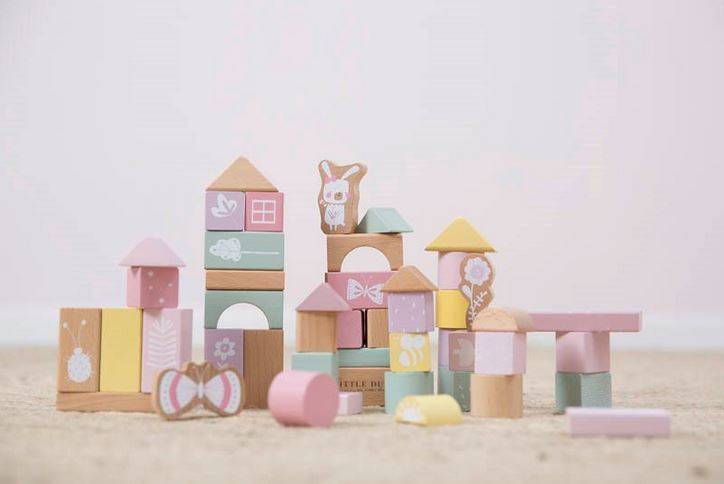 Koka klucīši spainī Blocks in tube pink Koka klucīši spainī Blocks in tube pink