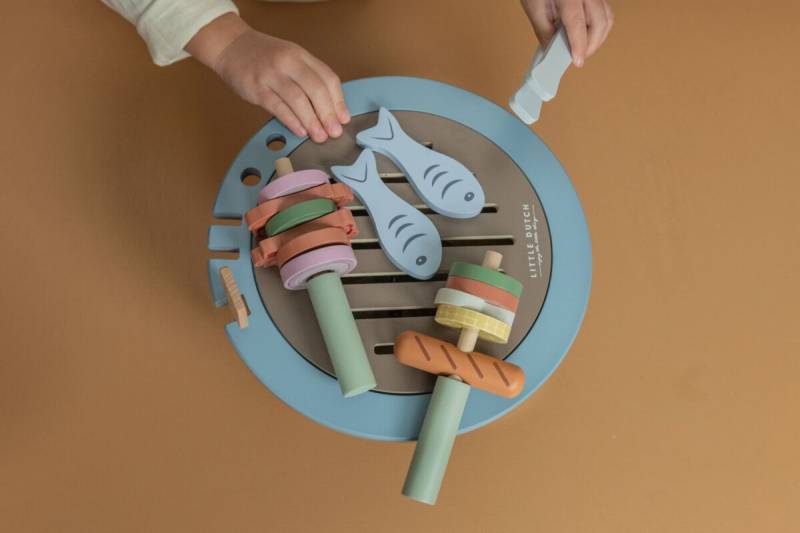 Little Dutch Barbecue Toy Set koka rotaļlieta bārbekjū komplekts Little Dutch Barbecue Toy Set koka rotaļlieta bārbekjū komplekts