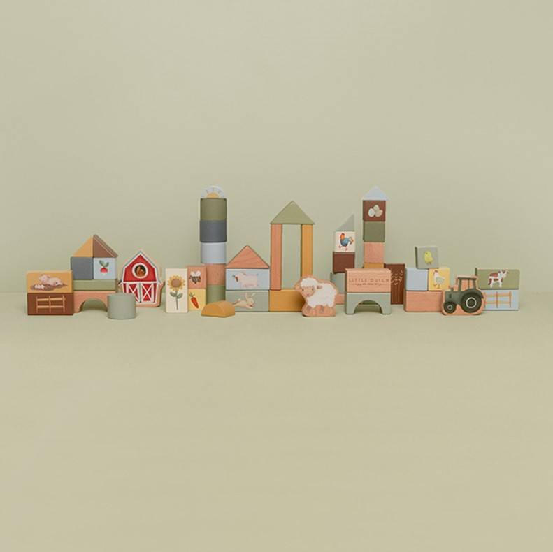 Little Dutch building blocks Little Farm FSC koka klucīši spainī Little Dutch building blocks Little Farm FSC koka klucīši spainī
