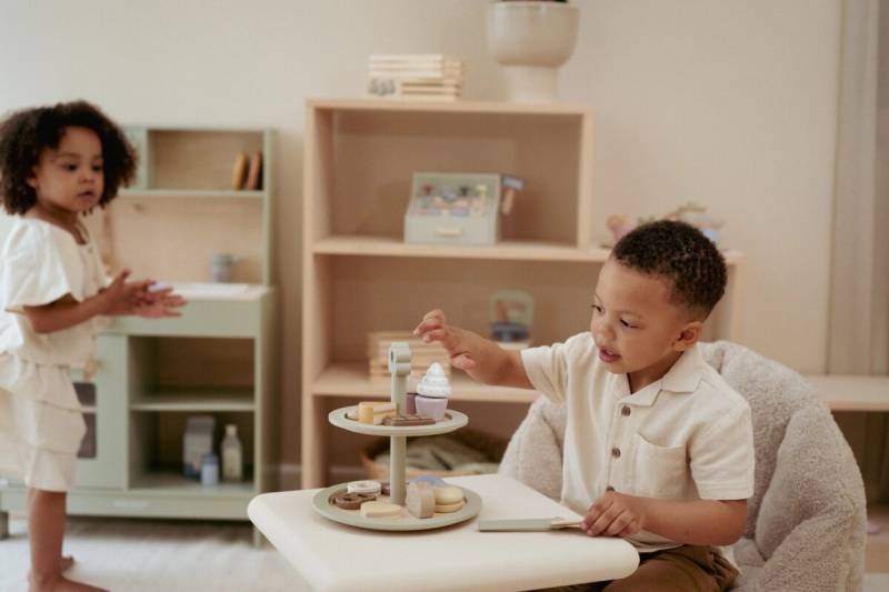 Little Dutch Cake Stand Set FSC koka kūku statīvs