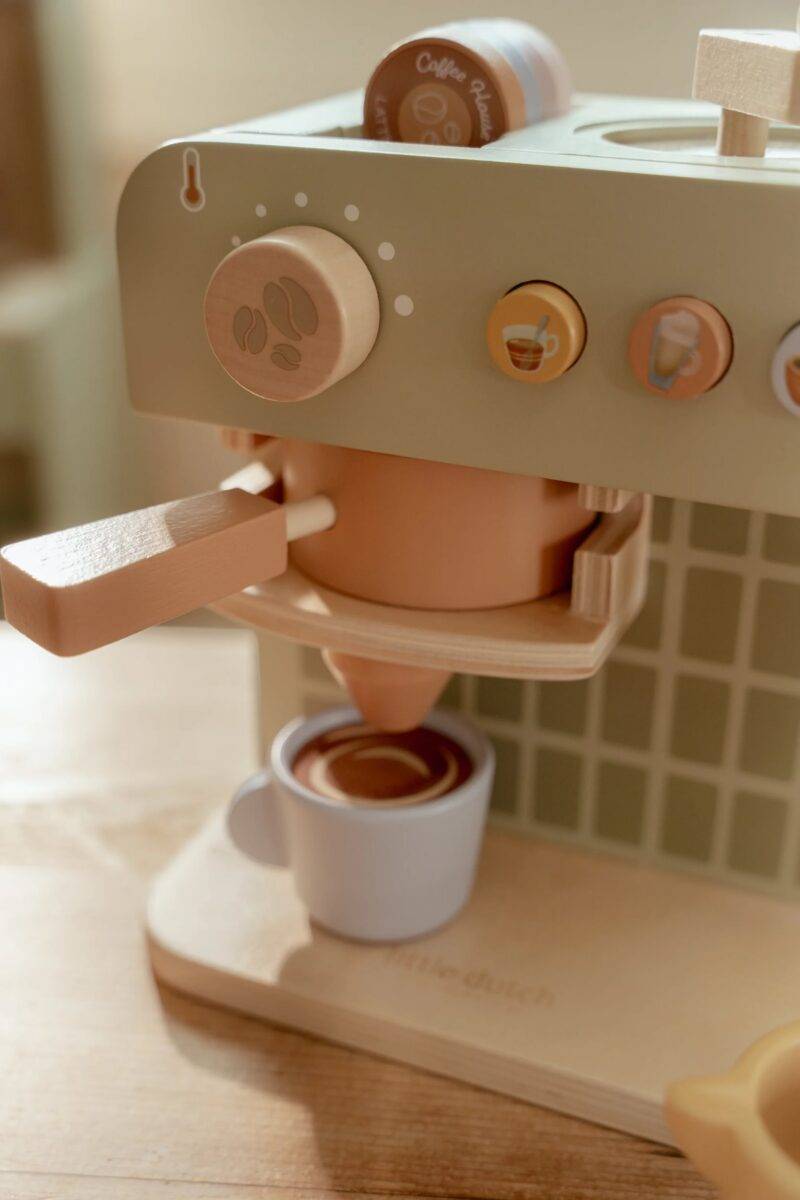 Little Dutch Coffee Machine Set FSC koka kafijas aparāts Little Dutch Coffee Machine Set FSC koka kafijas aparāts