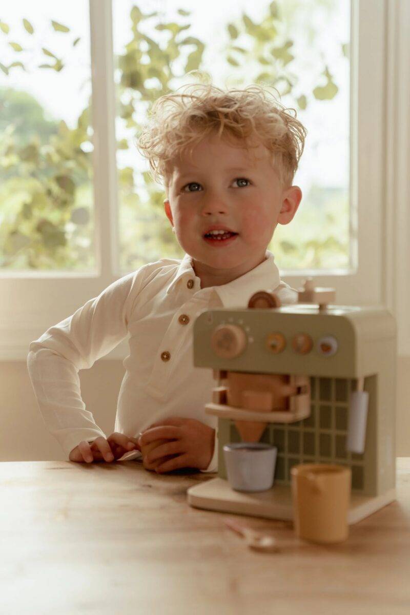 Little Dutch Coffee Machine Set FSC koka kafijas aparāts Little Dutch Coffee Machine Set FSC koka kafijas aparāts