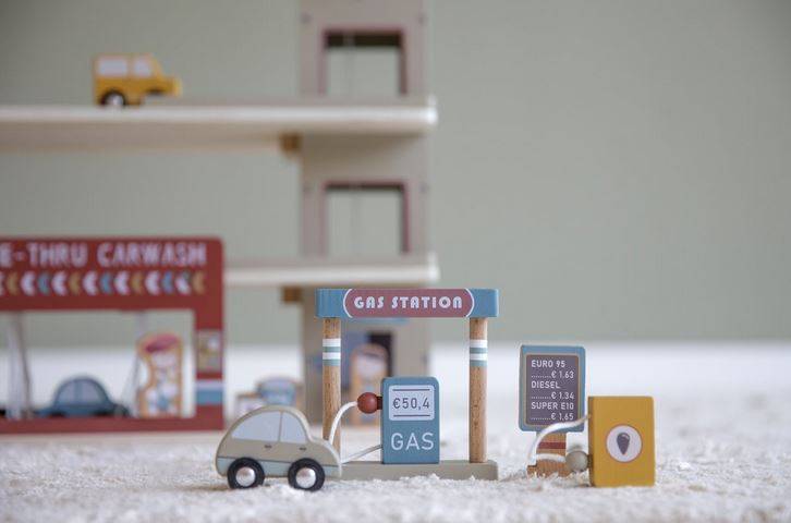 Little Dutch koka garāža Railway Collection Garage Little Dutch koka garāža Railway Collection Garage