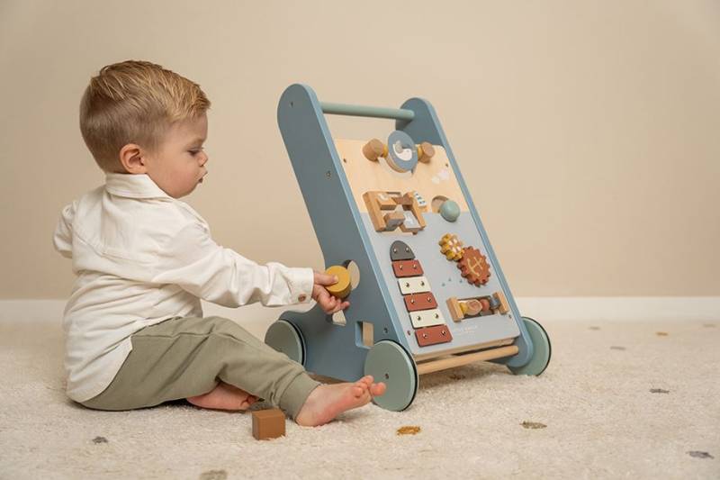 Little Dutch Multi-activity Baby Walker ´Sailors Bay´ koka aktivitāšu staigulītis