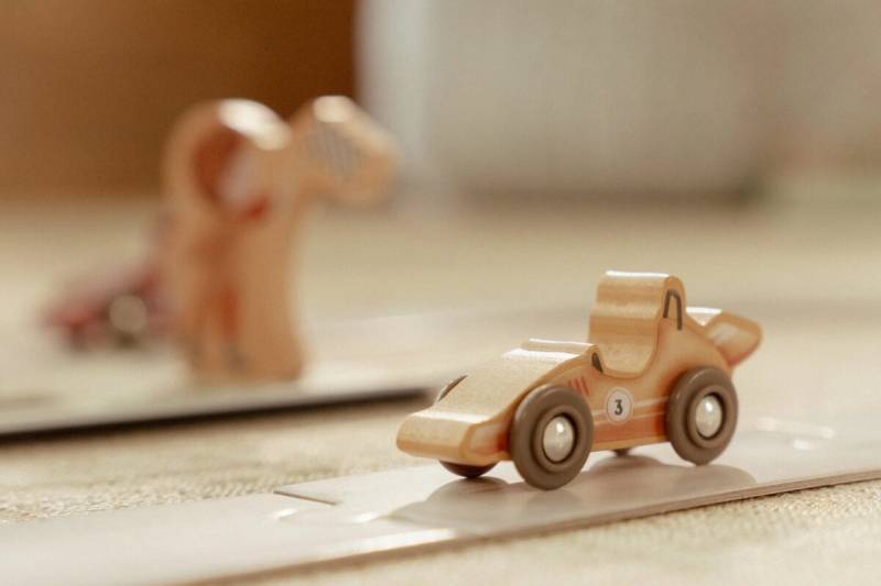 Little Dutch Play Case with Racetrack FSC rotaļu kaste ar sacīkšu trasi