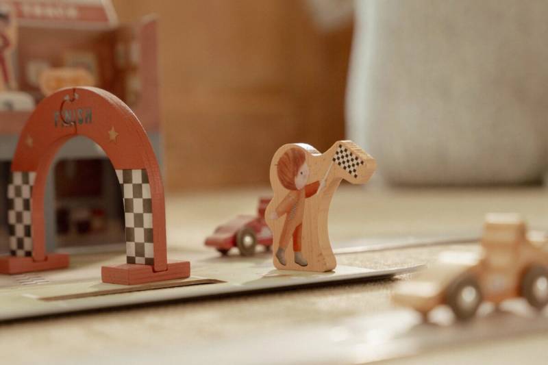 Little Dutch Play Case with Racetrack FSC rotaļu kaste ar sacīkšu trasi