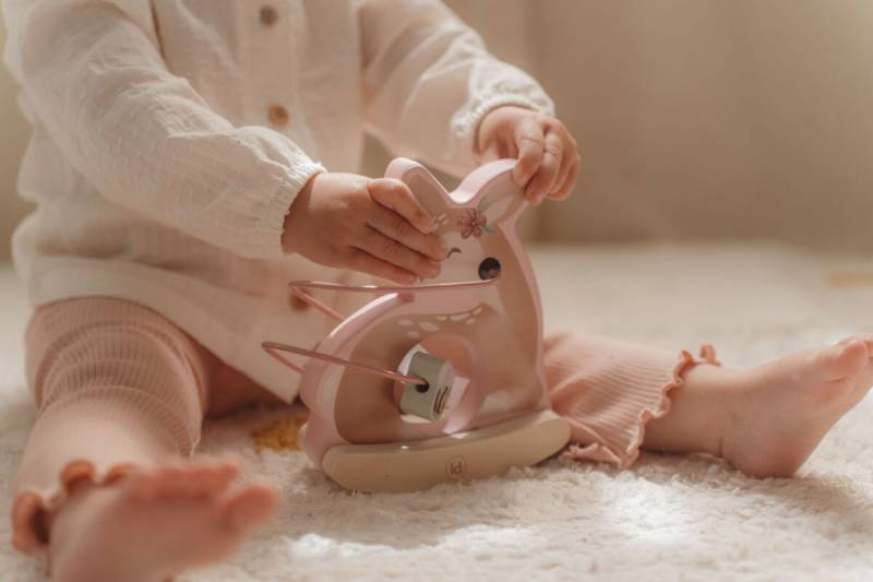 Little Dutch Rocking Deer Fairy Garden koka rotaļlieta