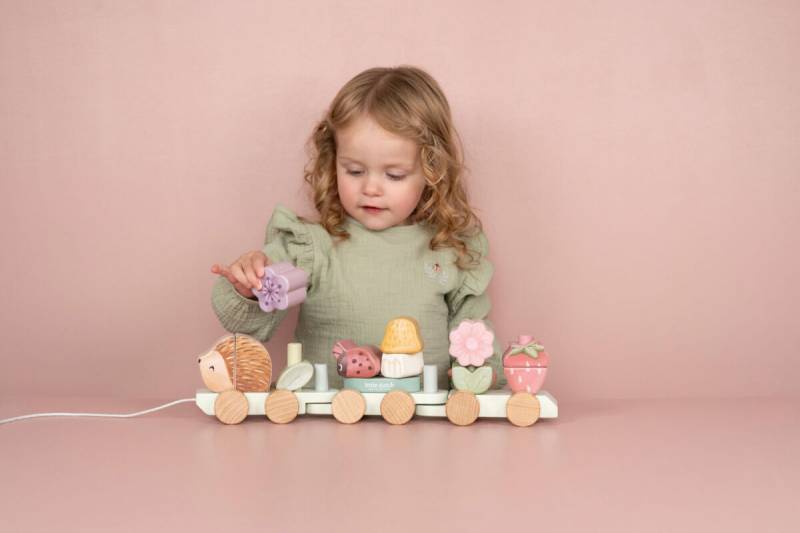Little Dutch Stacking Train Hedgehog Fairy Garden koka vilciens Little Dutch Stacking Train Hedgehog Fairy Garden koka vilciens