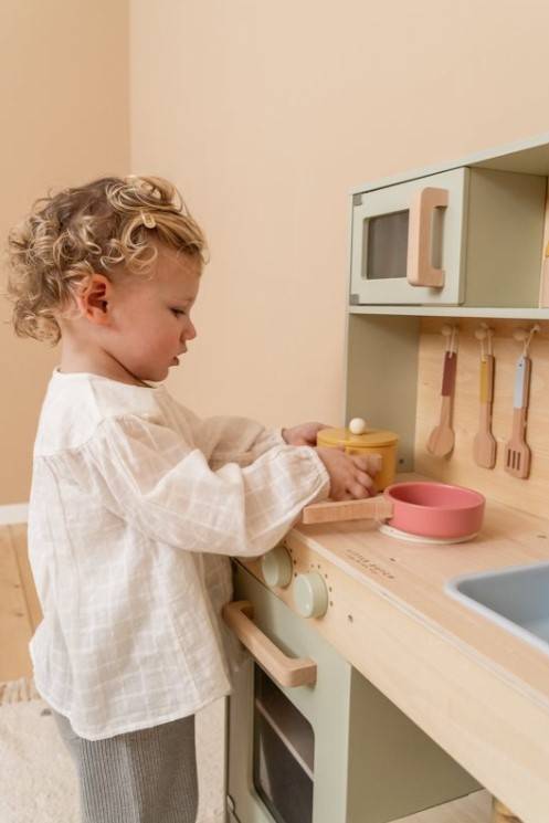 Little Dutch Toy Kitchen Mint FSC lielā koka virtuve