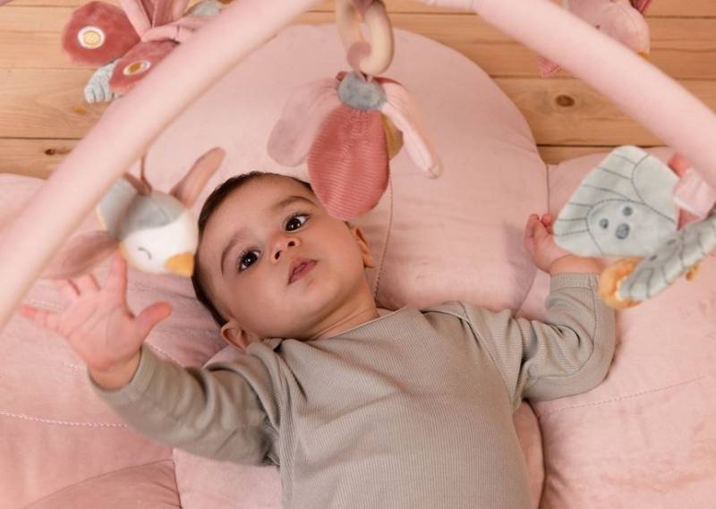 Little Dutch Activity play mat ´Flowers & Butterflies´ aktivitāšu paklājiņš rozā Little Dutch Activity play mat ´Flowers & Butterflies´ aktivitāšu paklājiņš rozā