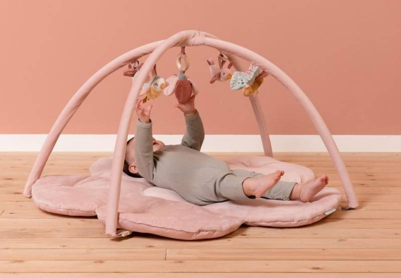 Little Dutch Activity play mat ´Flowers & Butterflies´ aktivitāšu paklājiņš rozā Little Dutch Activity play mat ´Flowers & Butterflies´ aktivitāšu paklājiņš rozā