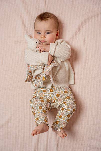 Little Dutch Cuddle cloth bunny Miffy ´Vintage Little Flowers´ miega mīļlupatiņa Little Dutch Cuddle cloth bunny Miffy ´Vintage Little Flowers´ miega mīļlupatiņa