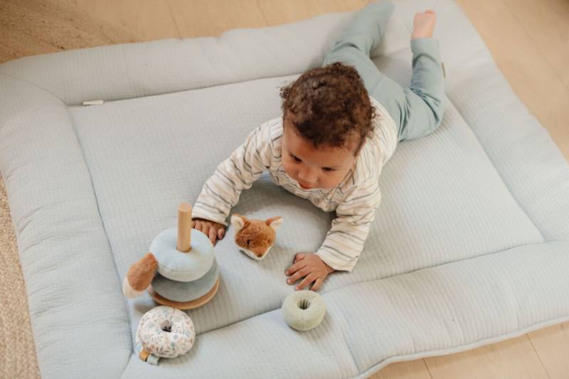 Little Dutch Rocking ring stacker Forest Friends šūpojošā koka piramīda