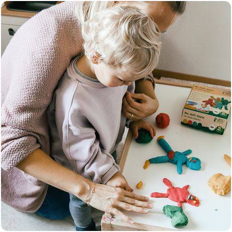 Grünspecht Organic soft clay yellow, red, blue, green plastalīns dzeltens, sarkans, zils un zaļš