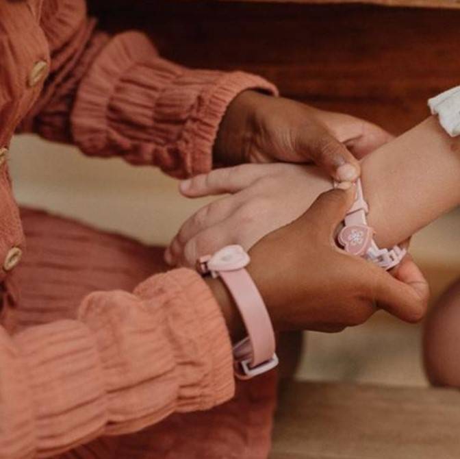 Little Dutch Slide Charm Bracelets Fairy Garden rokassprādzīšu veidošanas komplekts Little Dutch Slide Charm Bracelets Fairy Garden rokassprādzīšu veidošanas komplekts