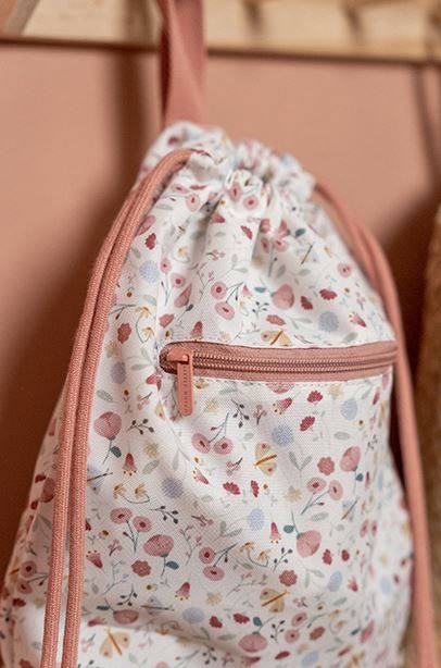 Little Dutch gym bag Flowers and butterflies bērnu sporta mugursoma Little Dutch gym bag Flowers and butterflies bērnu sporta mugursoma