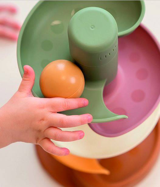 Little Dutch Spiral Tower Vintage spirālveida tornis krāsains Little Dutch Spiral Tower Vintage spirālveida tornis krāsains